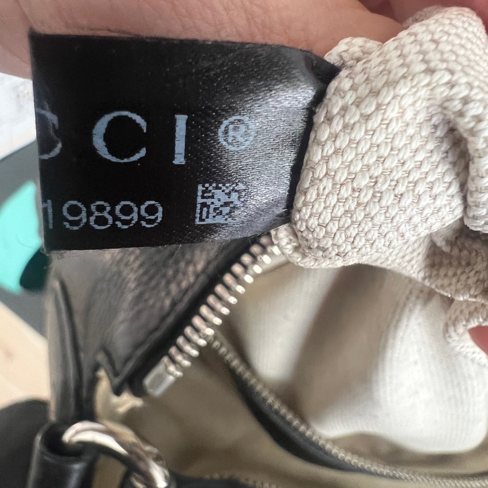 SOLD. Gucci Medium Soho Messenger Bag - Picture 15 of 16